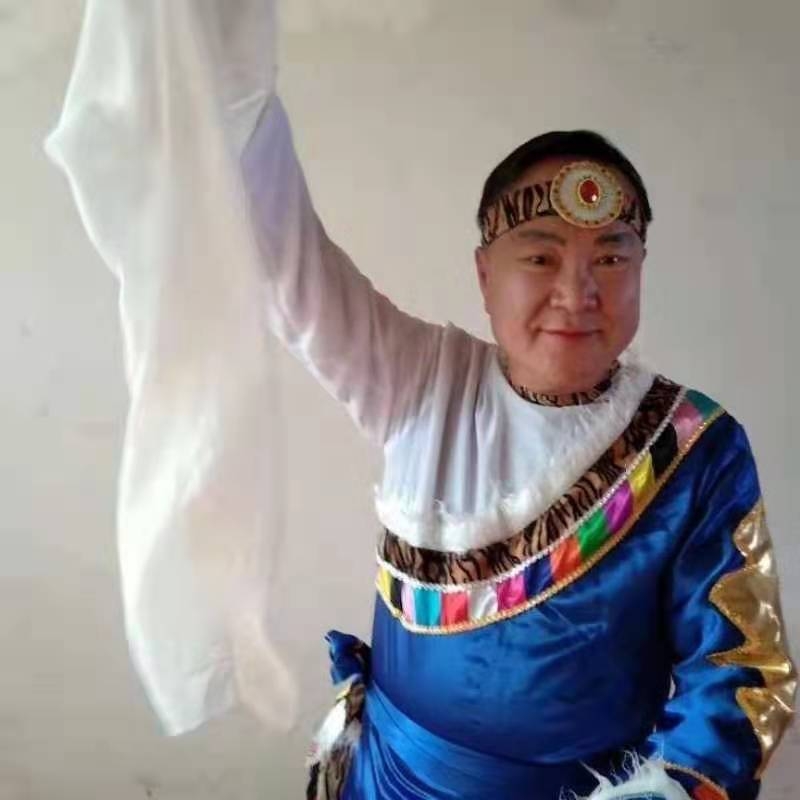 走在冷风中的第一张照片--辽宁上门女婿服务网