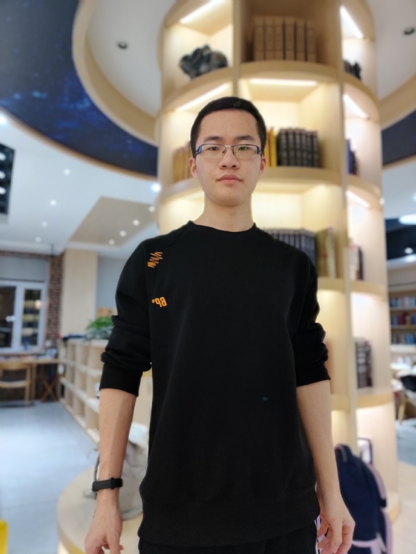 轩墨的第一张照片--辽宁上门女婿服务网