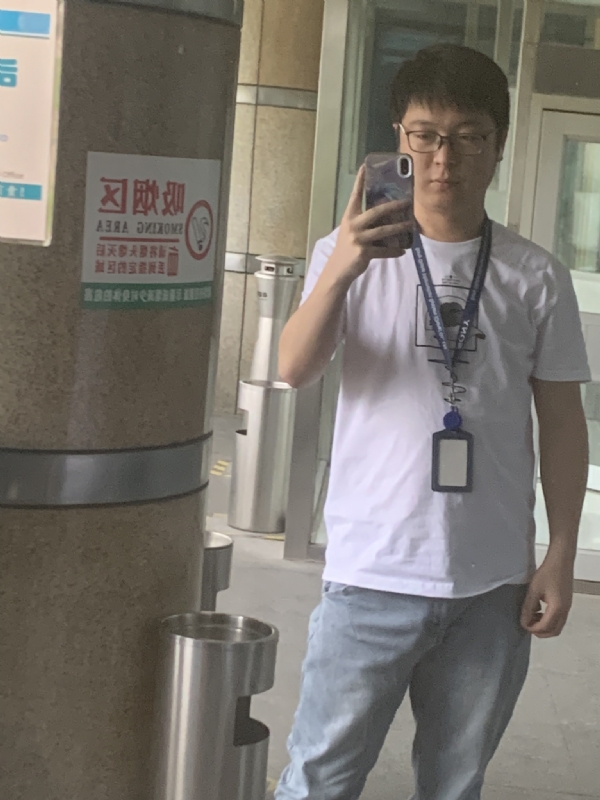 潜伏的第一张照片--辽宁上门女婿服务网